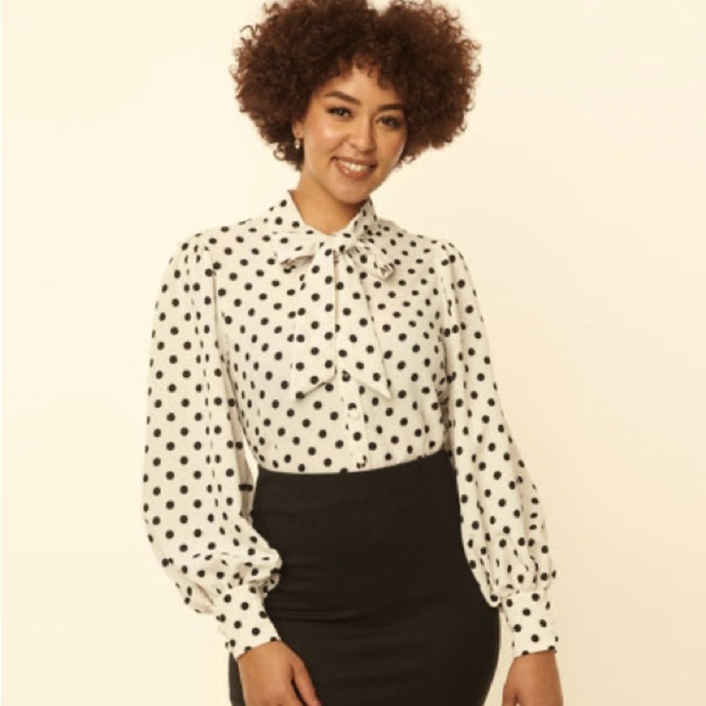 MIRTO Made in Spain Polk-A-Dot Blouse Size Medium 42